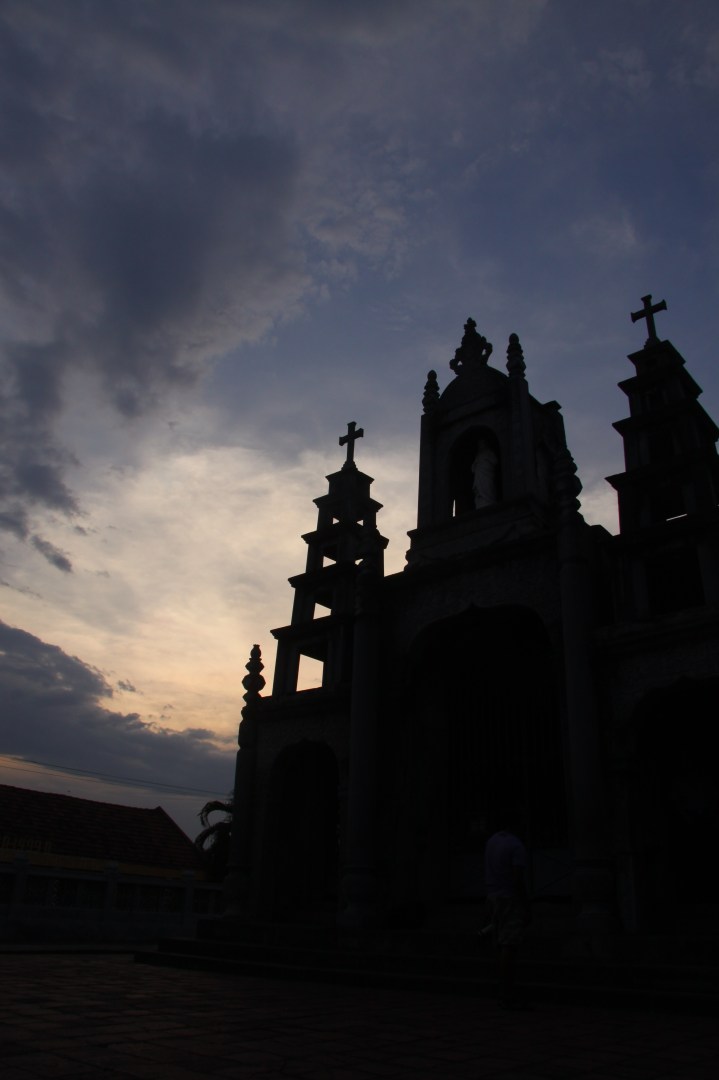 Nhà thờ đá Phát Diệm 