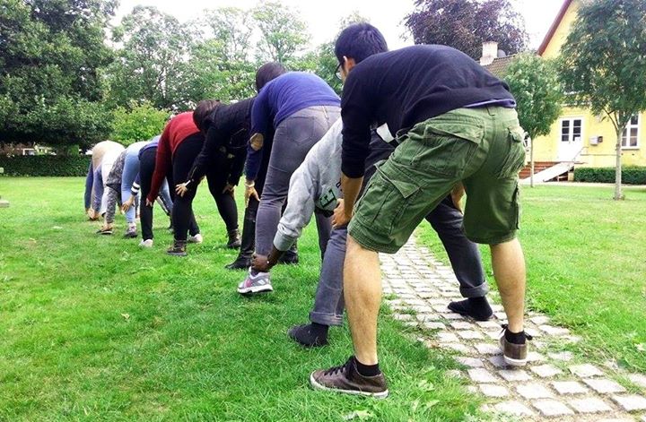 trò chơi của lớp kịch nghệ 