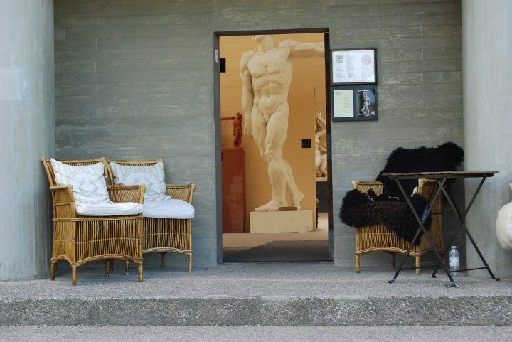 ferie-udsholt-166-indgand-tegner