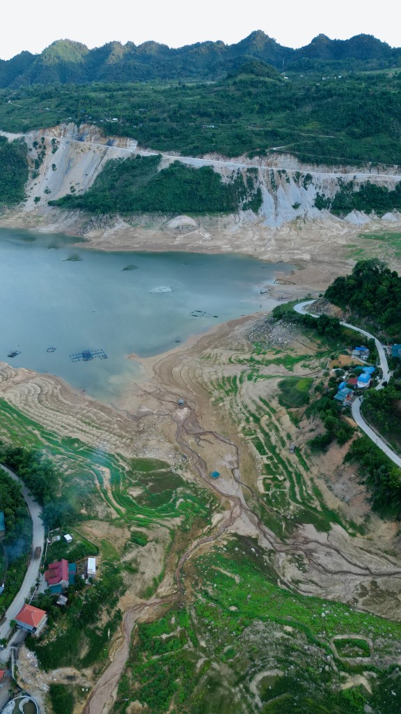 Đà Bắc lúc chạng vạng